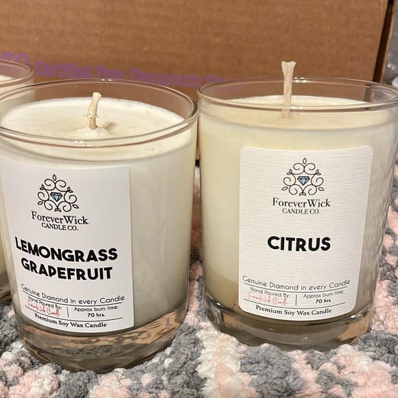 ForeverWick Candle Co. genuine Diamond in every candle made with Soy Wax - Picture 6 of 10